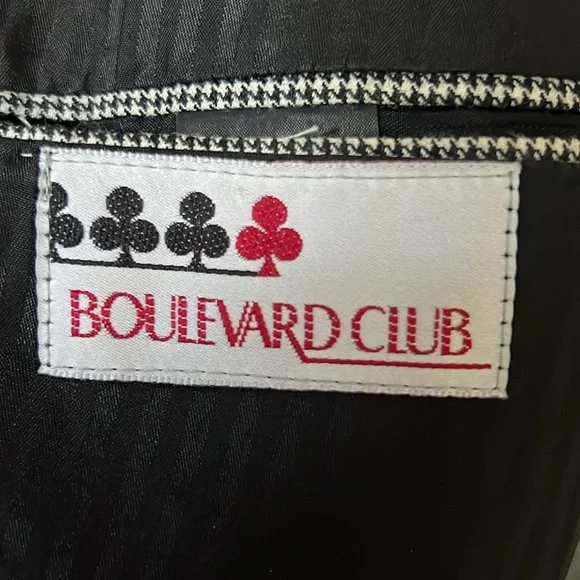 Gray Blazer with Notch Lapels and Wool-Blend Fabric - Picture 3 of 4